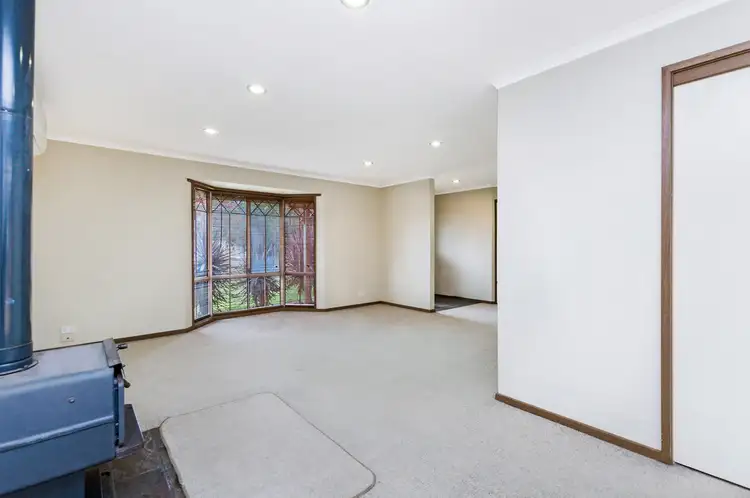 Fifth view of Homely house listing, 7 Curtin Court, Warrnambool VIC 3280
