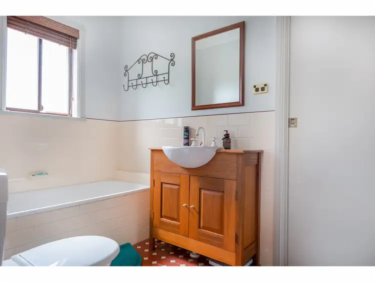 Sixth view of Homely house listing, 8 Fourth Avenue, Katoomba NSW 2780