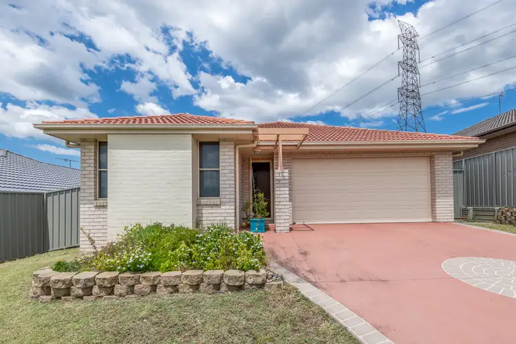 36 Cleveland Street, Cameron Park NSW 2285