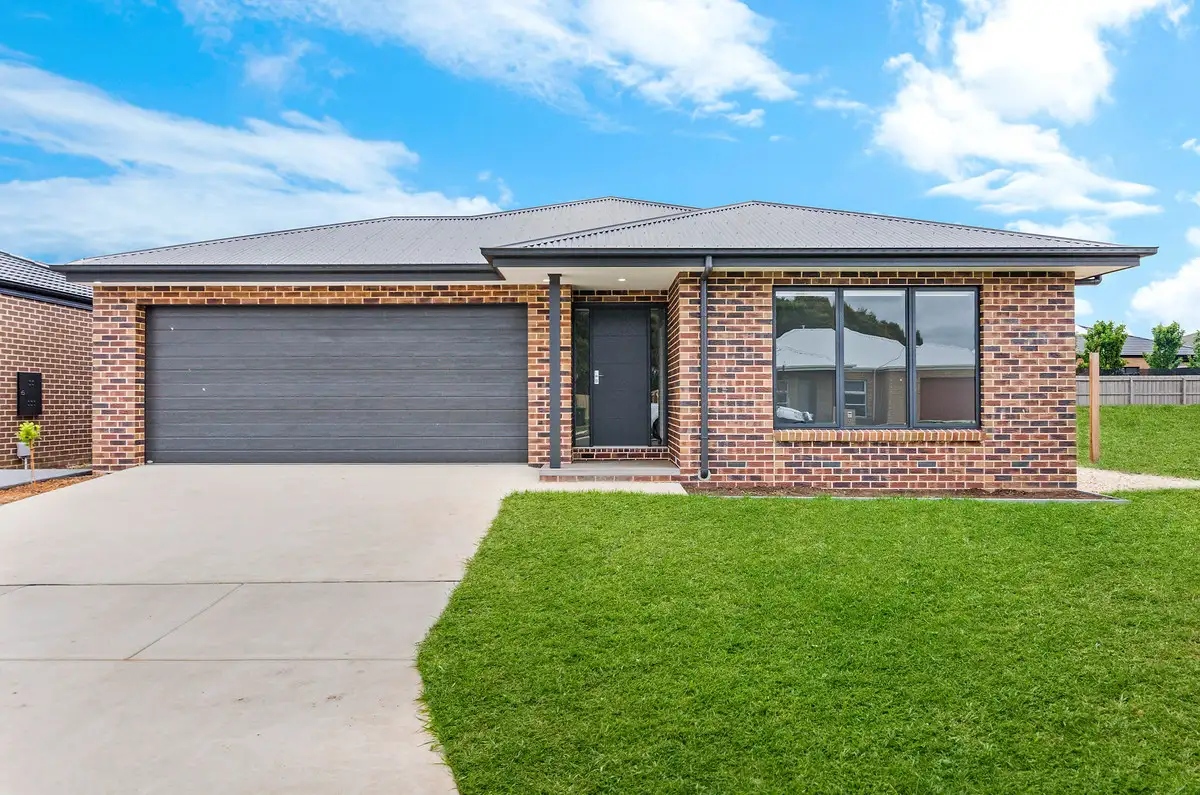 Main view of Homely house listing, 8 Royal Court, Warrnambool VIC 3280