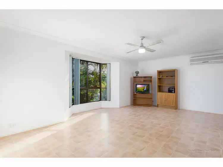 Second view of Homely house listing, 2 Weldon Court, Hillcrest QLD 4118