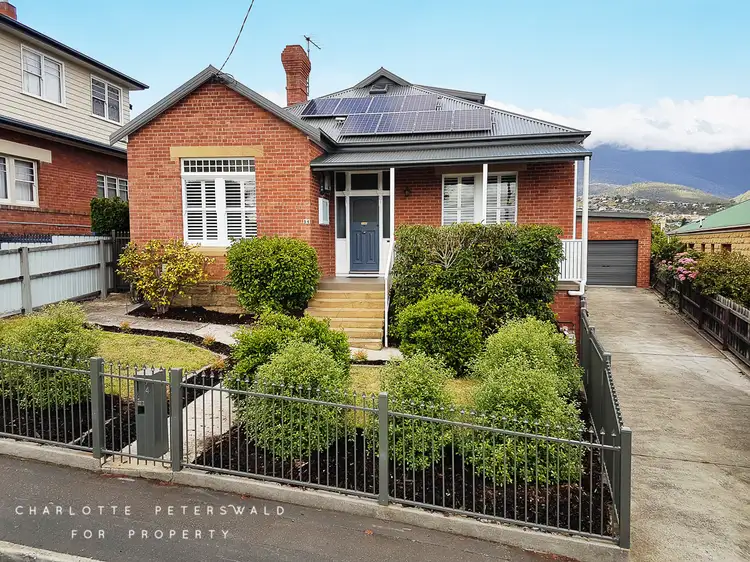 54 Pirie Street