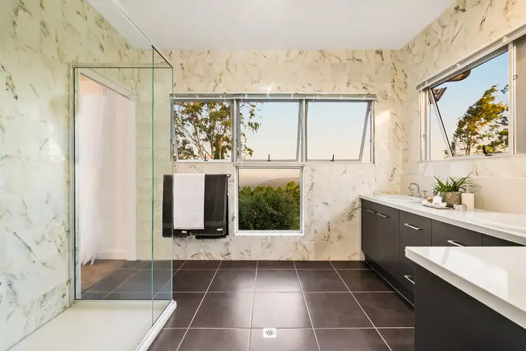 Fifth view of Homely house listing, 2/1a Dorge Street, Middle Ridge QLD 4350