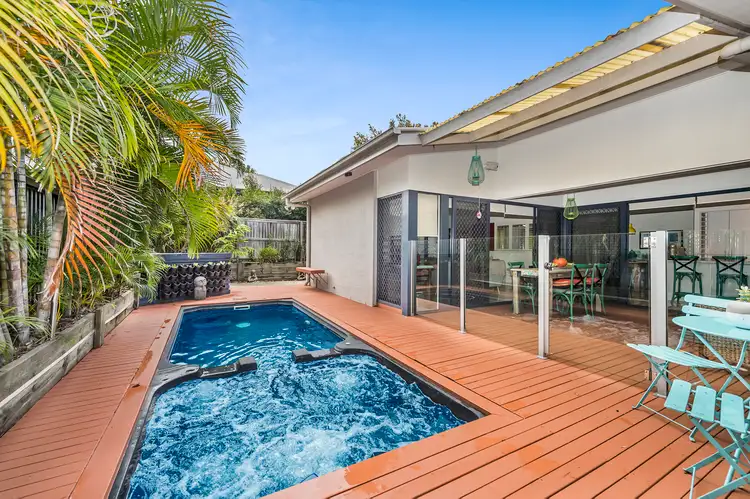 Main view of Homely semi-detached listing, 1/17 Lauradale Crescent, Ormeau QLD 4208