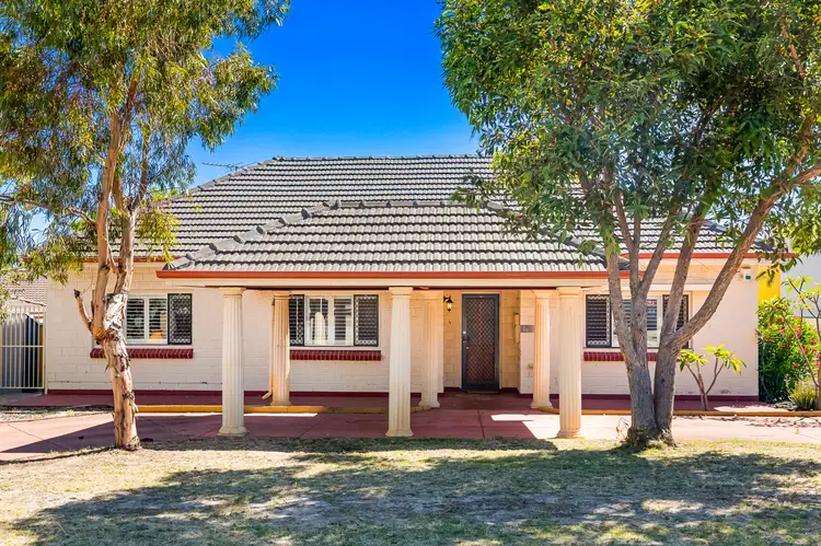 2 Isobel Street
