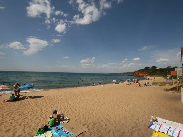 Beach Box 4 Shire Hall Beach, Mornington VIC 3931