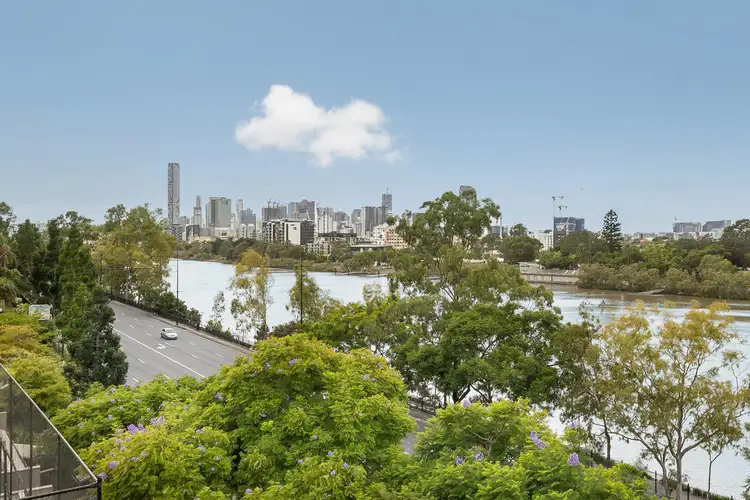 25/435 Coronation Drive, Auchenflower QLD 4066