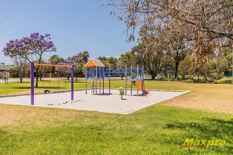 2 Cranley Place, Lynwood WA 6147