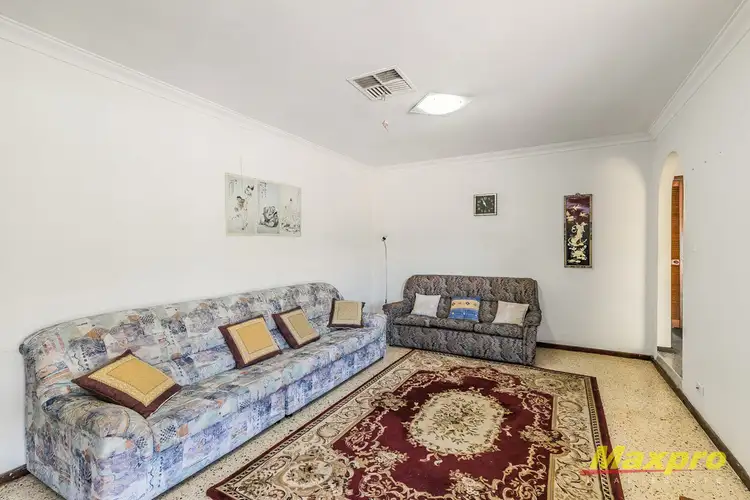 Fifth view of Homely house listing, 2 Cranley Place, Lynwood WA 6147