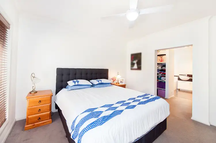Sixth view of Homely house listing, 3 Kent Manor, Hamilton VIC 3300