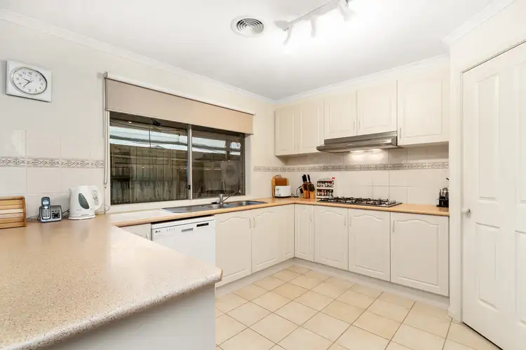 Fifth view of Homely house listing, 9 Bouverie Place, Skye VIC 3977