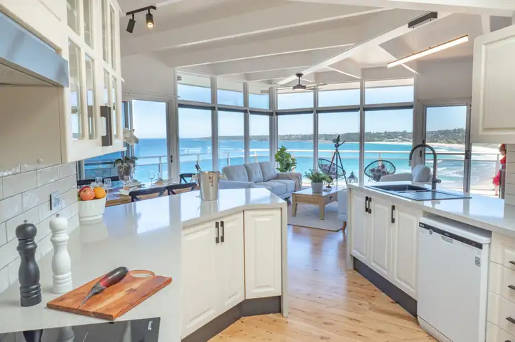 156 Mitchell Parade, Mollymook Beach NSW 2539