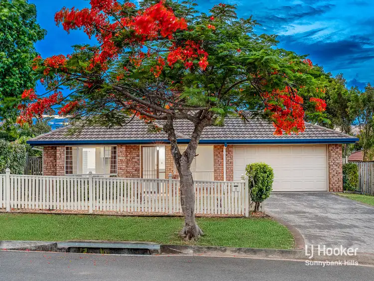 11 Swanbrook Place, Parkinson QLD 4115