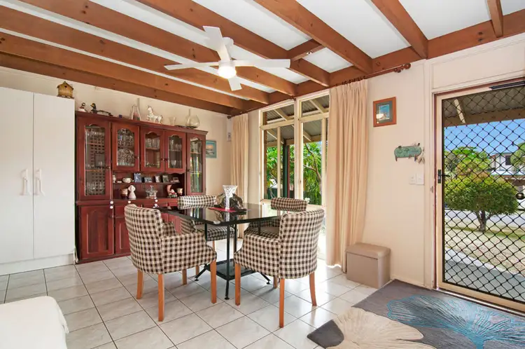 102 Sheehan Avenue, Hope Island QLD 4212