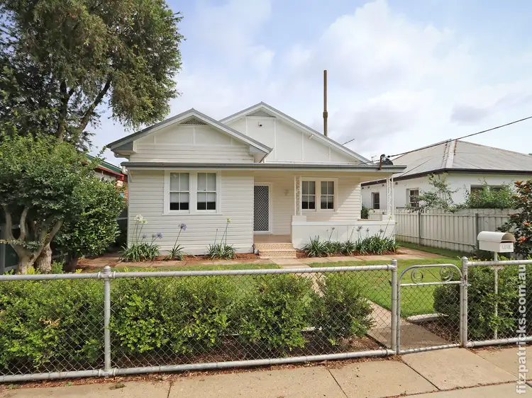22 Bolton Street, Wagga Wagga NSW 2650
