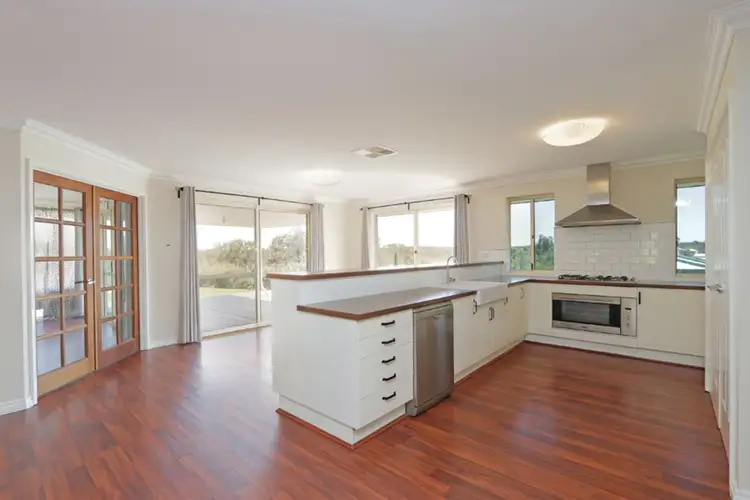 3 Kendall Street, Muchea WA 6501