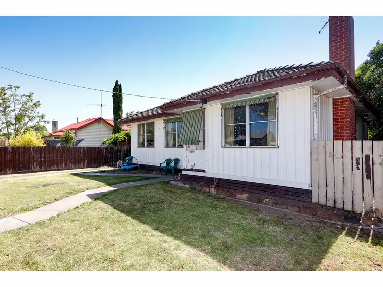 19 McCole Street, Sale VIC 3850