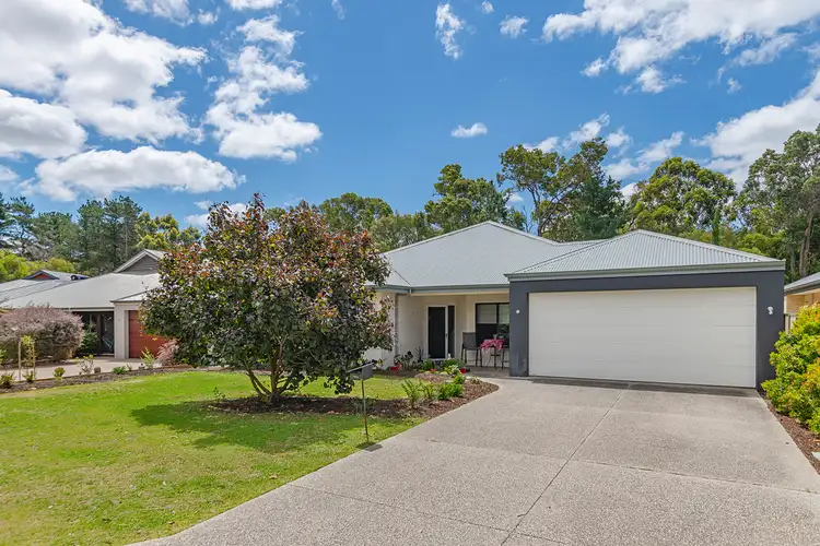 92 Santons Approach, Yalyalup WA 6280