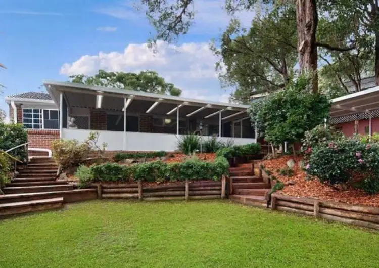 29 Plateau Road, North Gosford NSW 2250