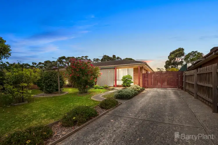 14 Pommel Street, Pakenham VIC 3810