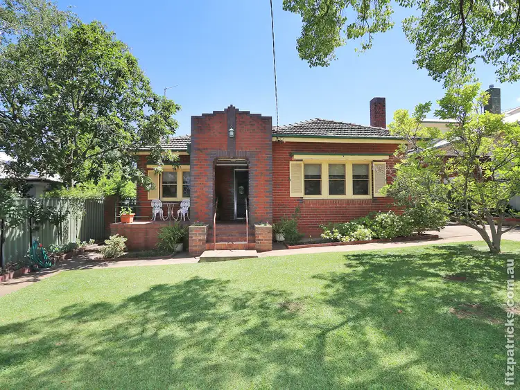 3 Sunshine Avenue, Turvey Park NSW 2650