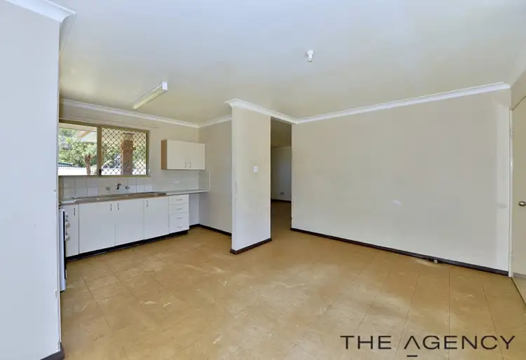 Fifth view of Homely house listing, 1 Adare Place, Coodanup WA 6210