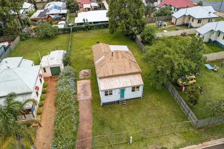 1 McCook Street, South Toowoomba QLD 4350