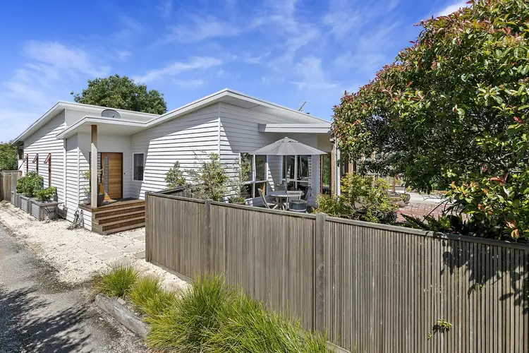 49 Beach Road, Torquay VIC 3228