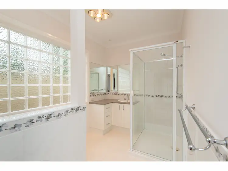 Sixth view of Homely house listing, 6 Kerang Avenue, Kialla VIC 3631