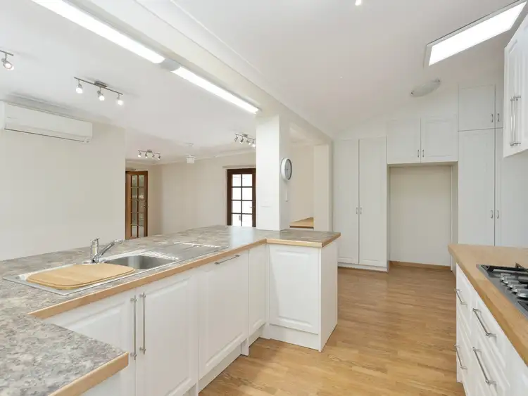 Fifth view of Homely house listing, 3 Tattler Place, Yangebup WA 6164