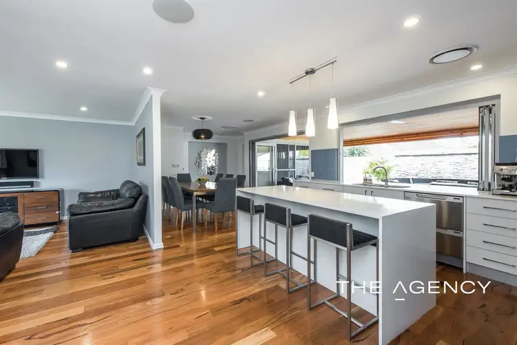 Sixth view of Homely house listing, 8 Pinafore Court, Duncraig WA 6023