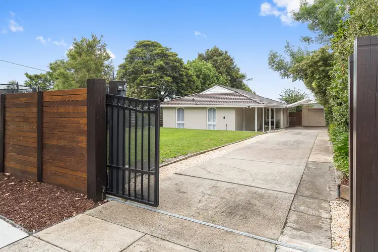 8 Toorak Avenue, Baxter VIC 3911