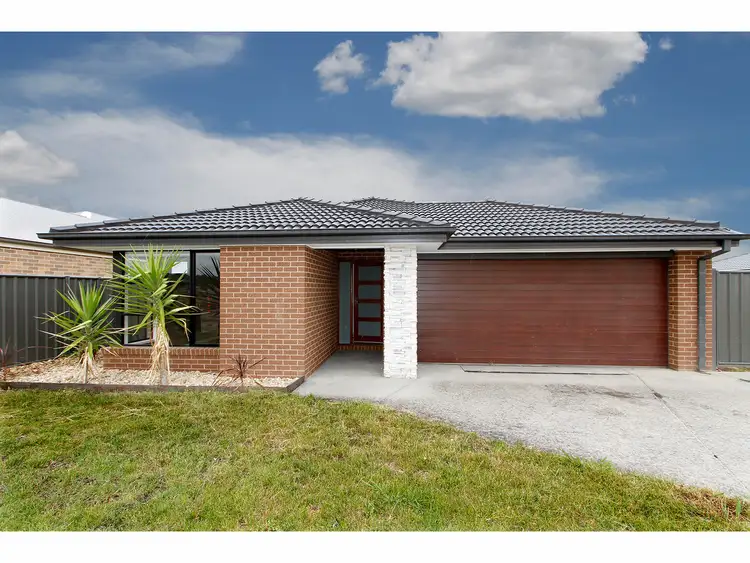 84 Hobson Street, Stratford VIC 3862
