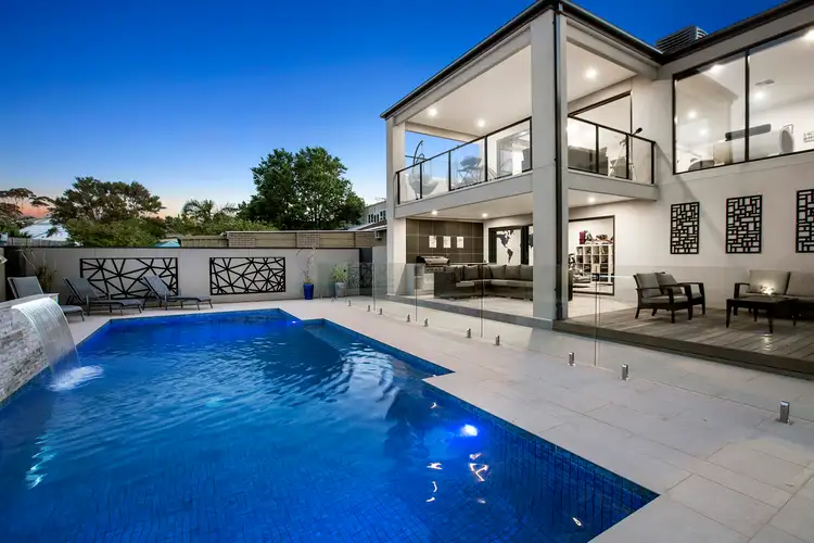 65 Rosserdale Crescent, Mount Eliza VIC 3930