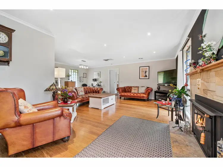Sixth view of Homely house listing, 10 Peninsula Crescent, Langwarrin VIC 3910