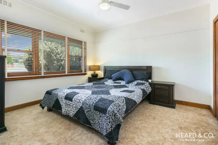 Fifth view of Homely house listing, 122 Neale Street, Flora Hill VIC 3550