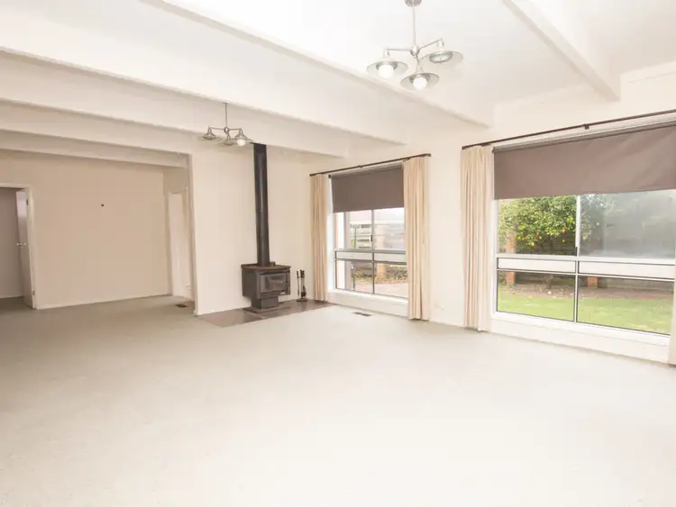 Fifth view of Homely house listing, 9 Floral Place, Warrnambool VIC 3280