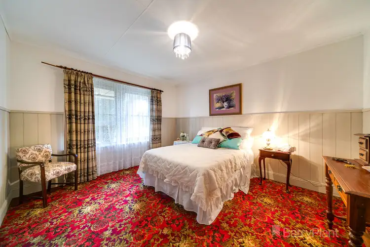 Fifth view of Homely house listing, 10 Hopetoun Road, Drouin VIC 3818