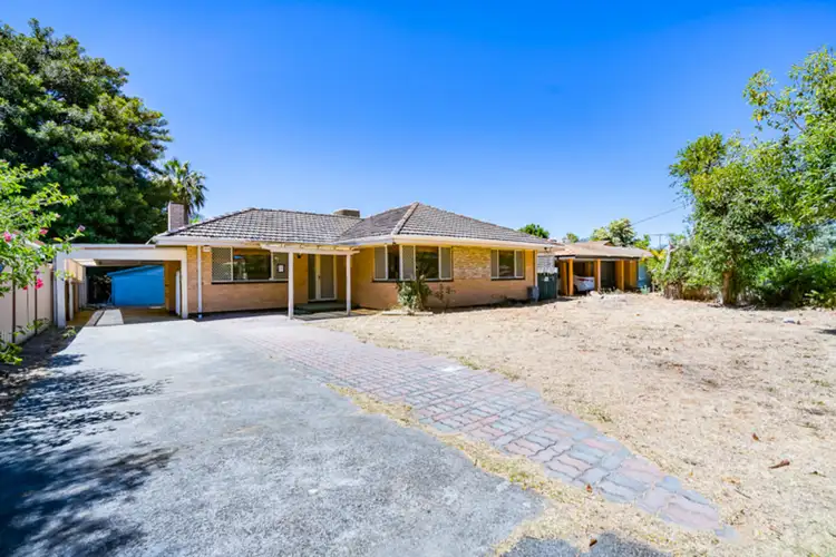 15 Saturn Street, Beckenham WA 6107