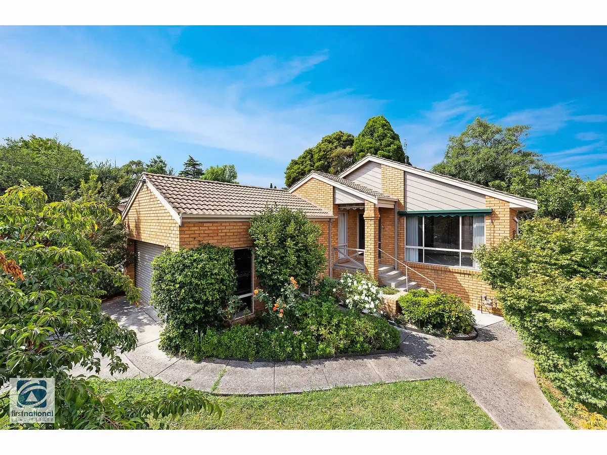 Main view of Homely townhouse listing, 2/6 Chelsea Court, Warragul VIC 3820