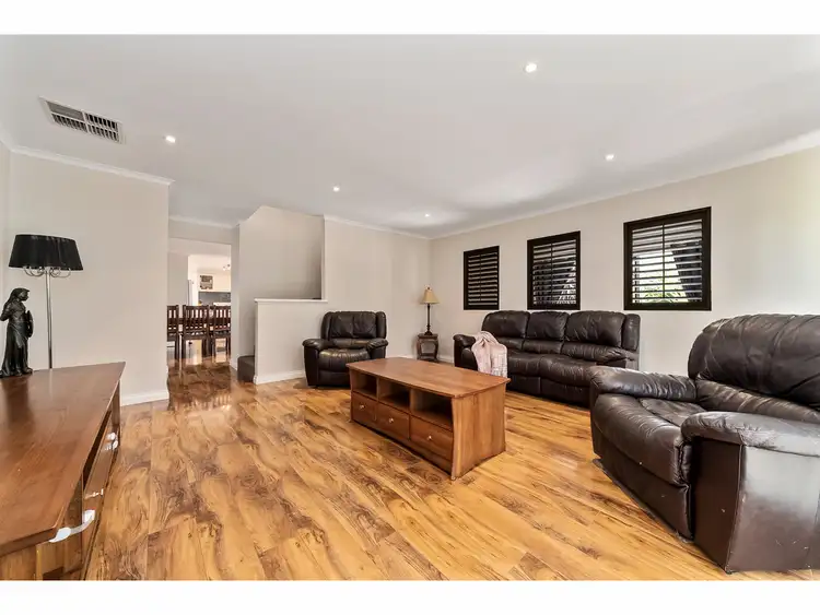 Sixth view of Homely house listing, 6 Peninsula Crescent, Langwarrin VIC 3910
