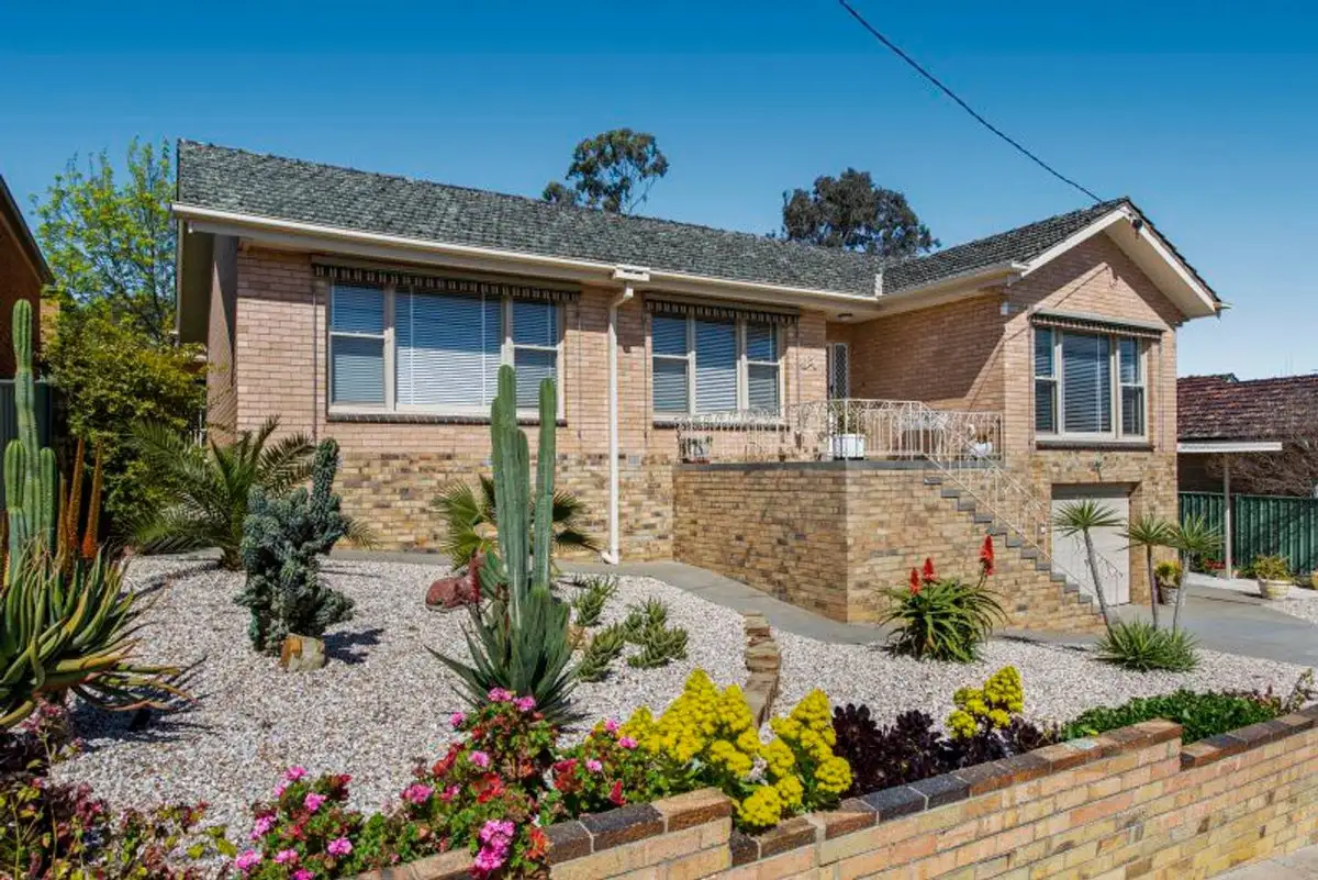 Main view of Homely house listing, 18 Mahon Avenue, Kennington VIC 3550