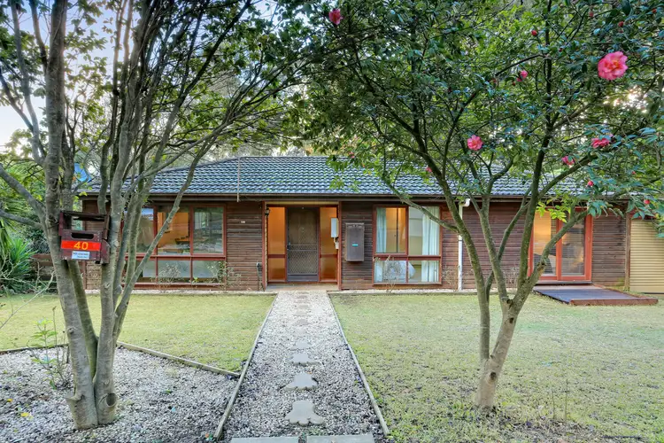 40 Florence Avenue, Emerald VIC 3782