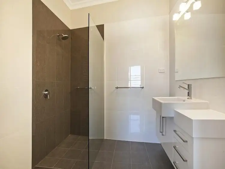 Fifth view of Homely apartment listing, 4/333 High Street, Maitland NSW 2320