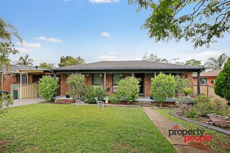 15 Balimo Place, Glenfield NSW 2167