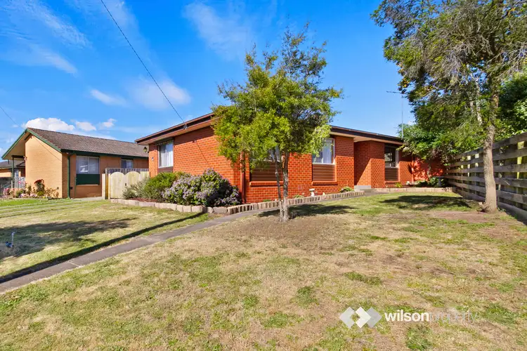 12 Banksia Crescent, Churchill VIC 3842