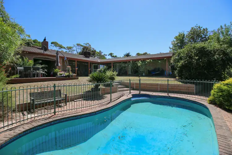 44-46 Quinns Parade, Mount Eliza VIC 3930