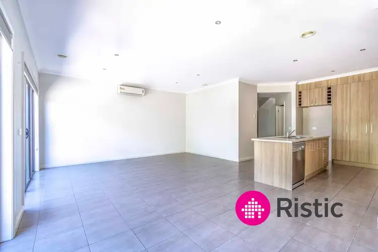 Fourth view of Homely house listing, 7 Cavell Drive, Craigieburn VIC 3064