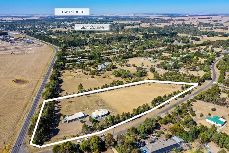 15 Tutegong Road, Winchelsea VIC 3241