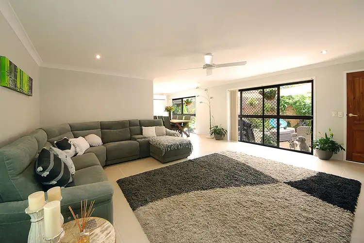 1/105 Christine Avenue, Burleigh Waters QLD 4220